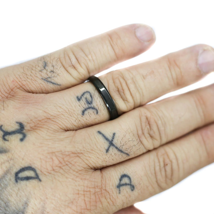 Boda (Black) 4mm