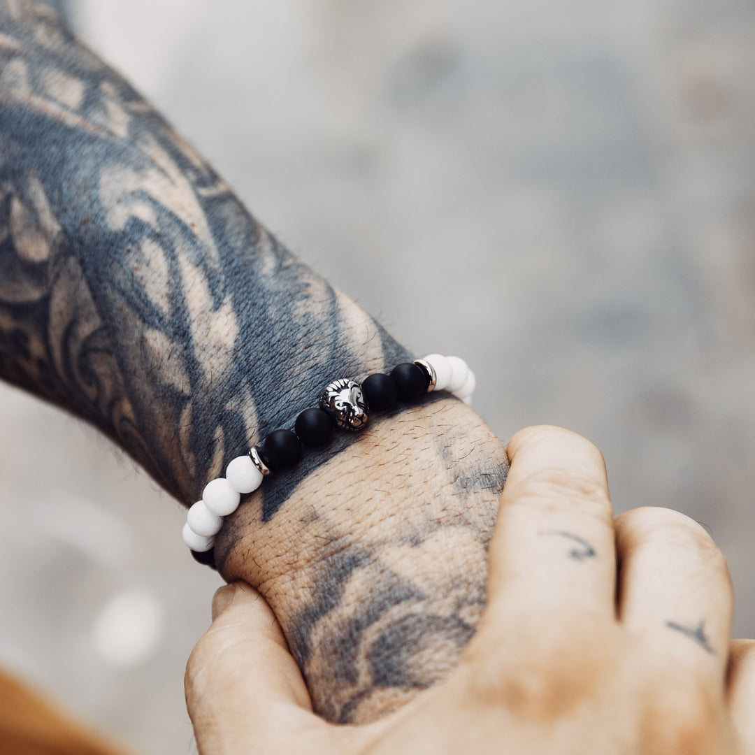 Lion Black &amp; White (Stainless)